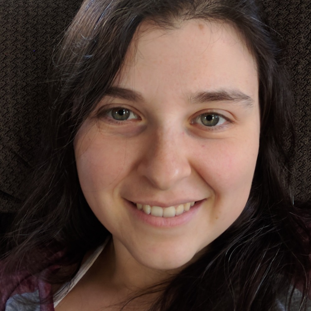 Meet your Posher, Arielle